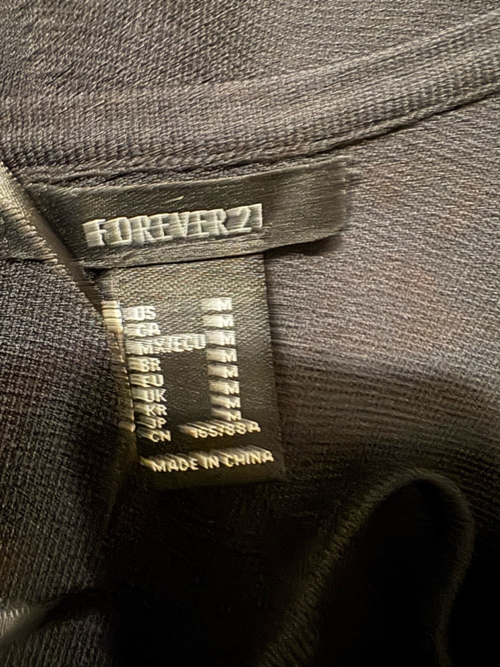 Forever 21 Black Top - Classic Basic